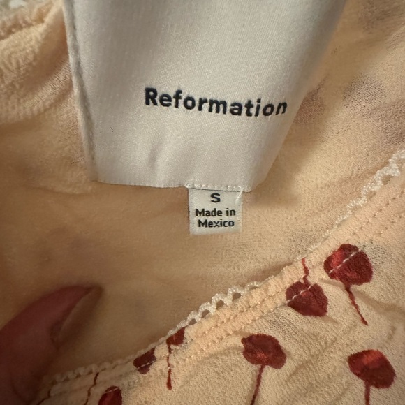 Reformation cherry brandy mini skirt - Picture 2 of 3